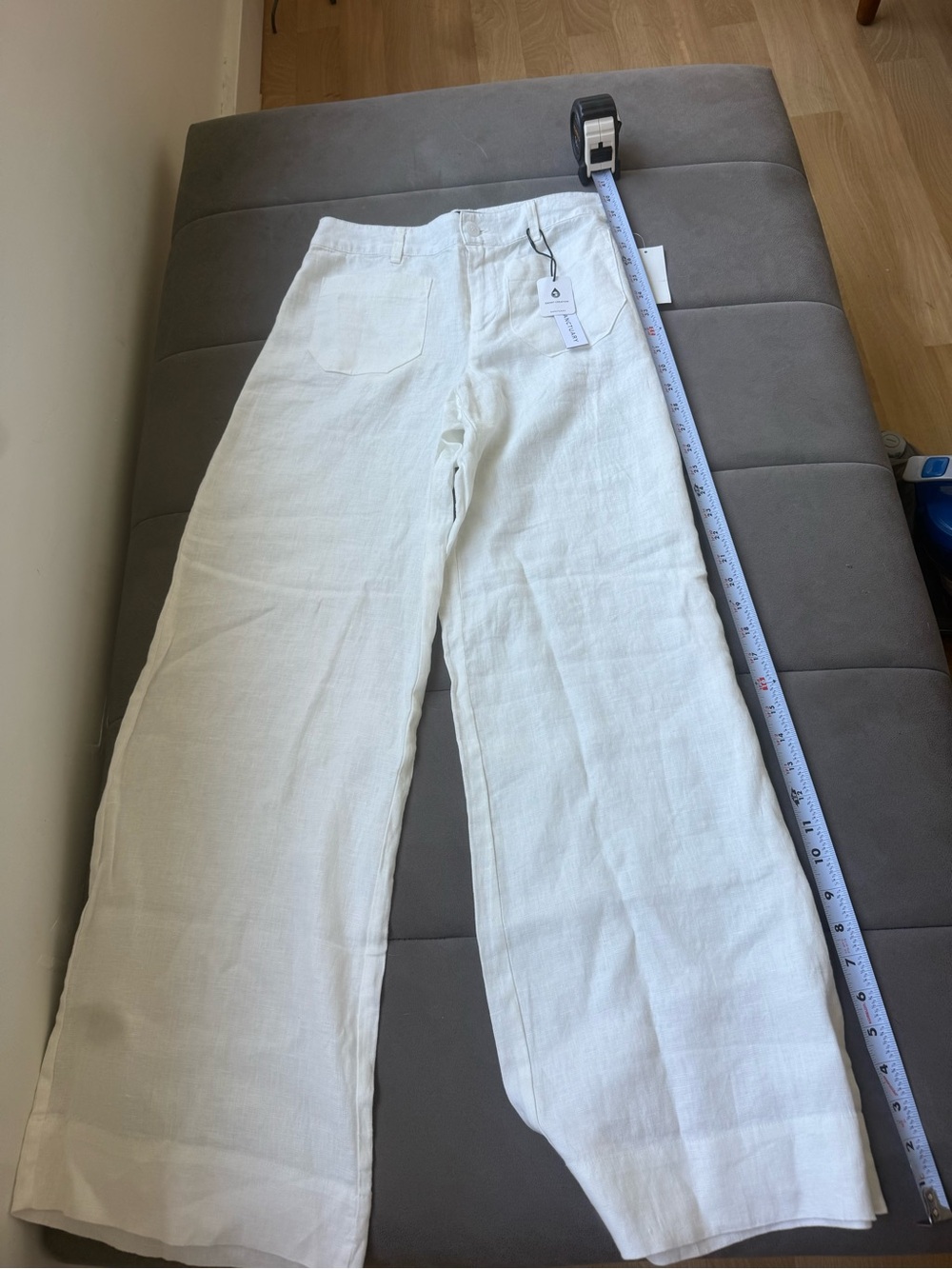 Women’s Wide-Leg Linen pants in creamy  White